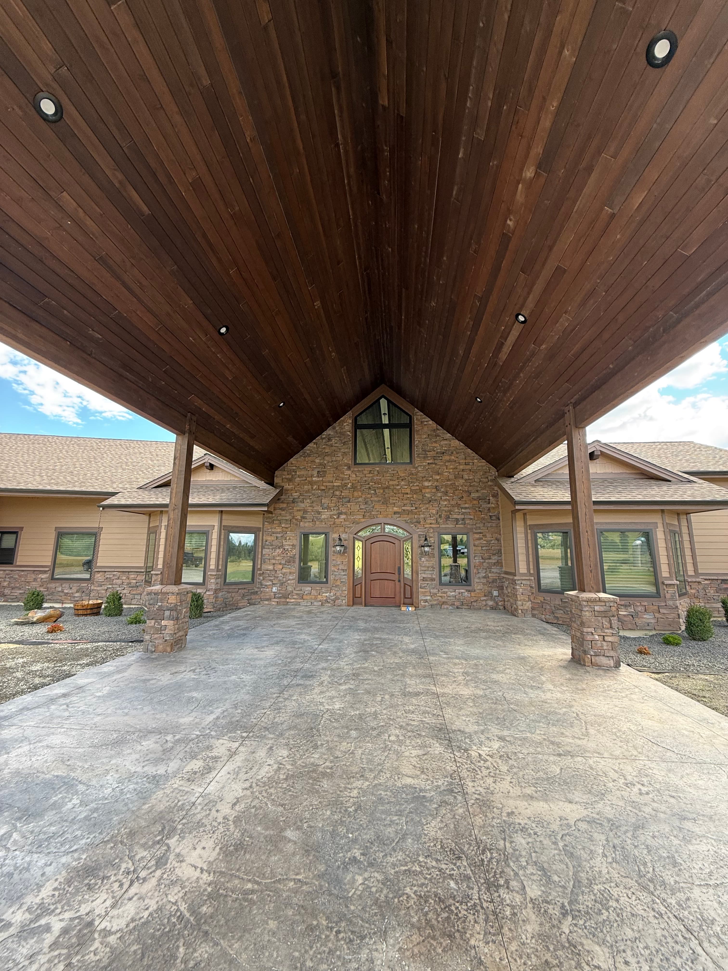 Interior stain package in Spokane